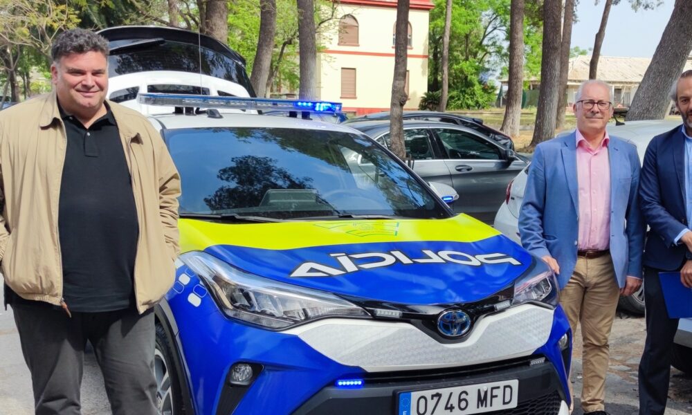 Los beneficios de una  zona azul más cara que la de Sevilla dan para pagar un coche de 40 mil euros a la Policía Local de Morón