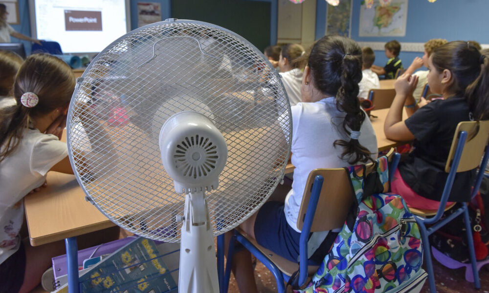 Desde el lunes los alumnos de Morón y su campiña podrán salir del colegio si se alcanzan los 40º